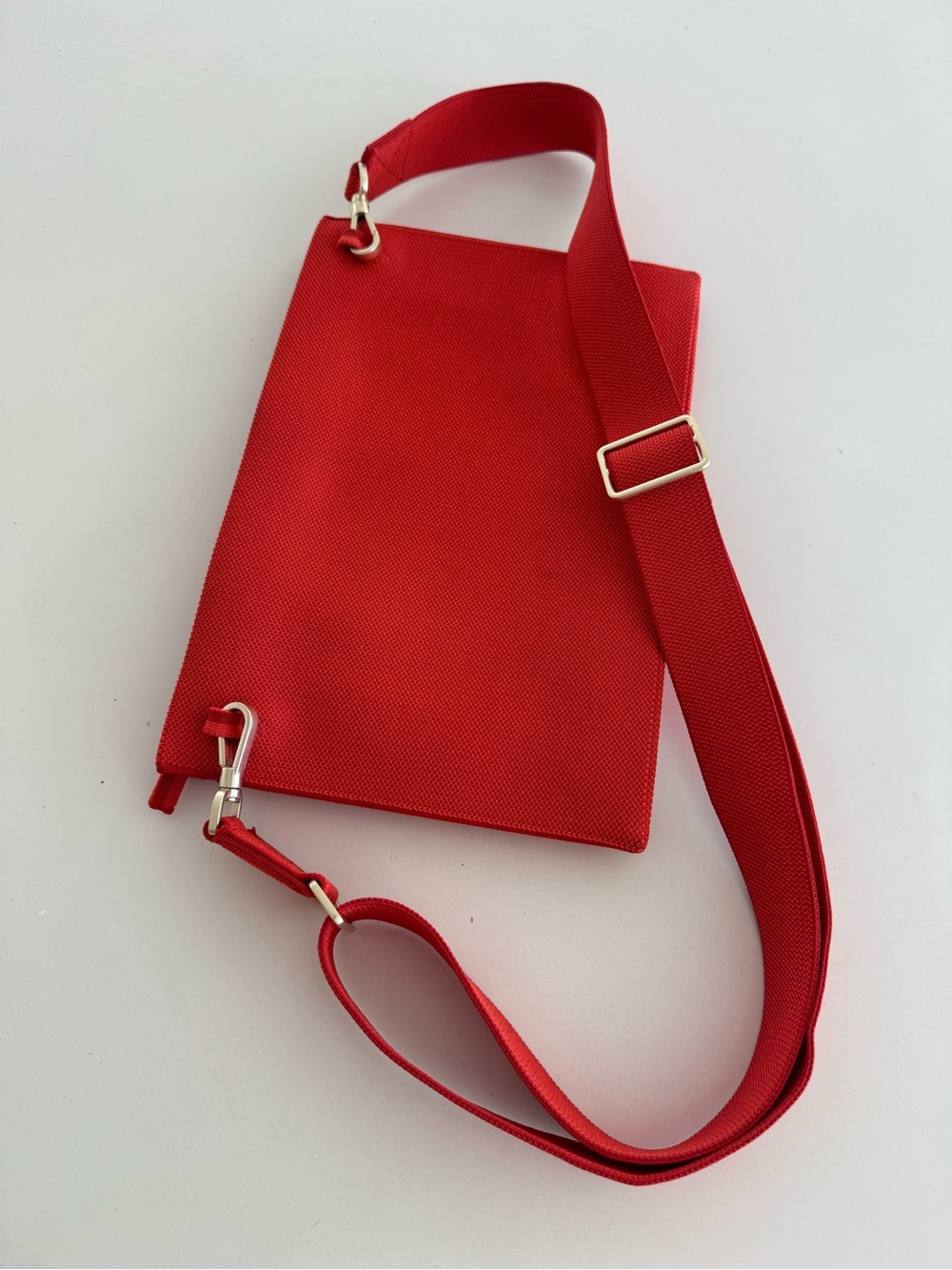 New Rothy's Red Structured Crossbody Bag - Picture 6 of 7